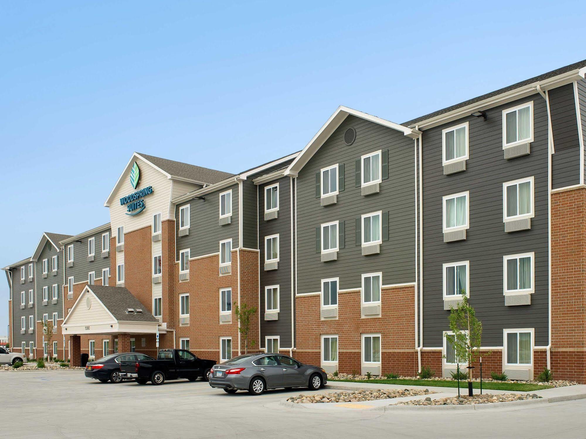 Woodspring Suites Fargo North Near Ndsu Exterior photo